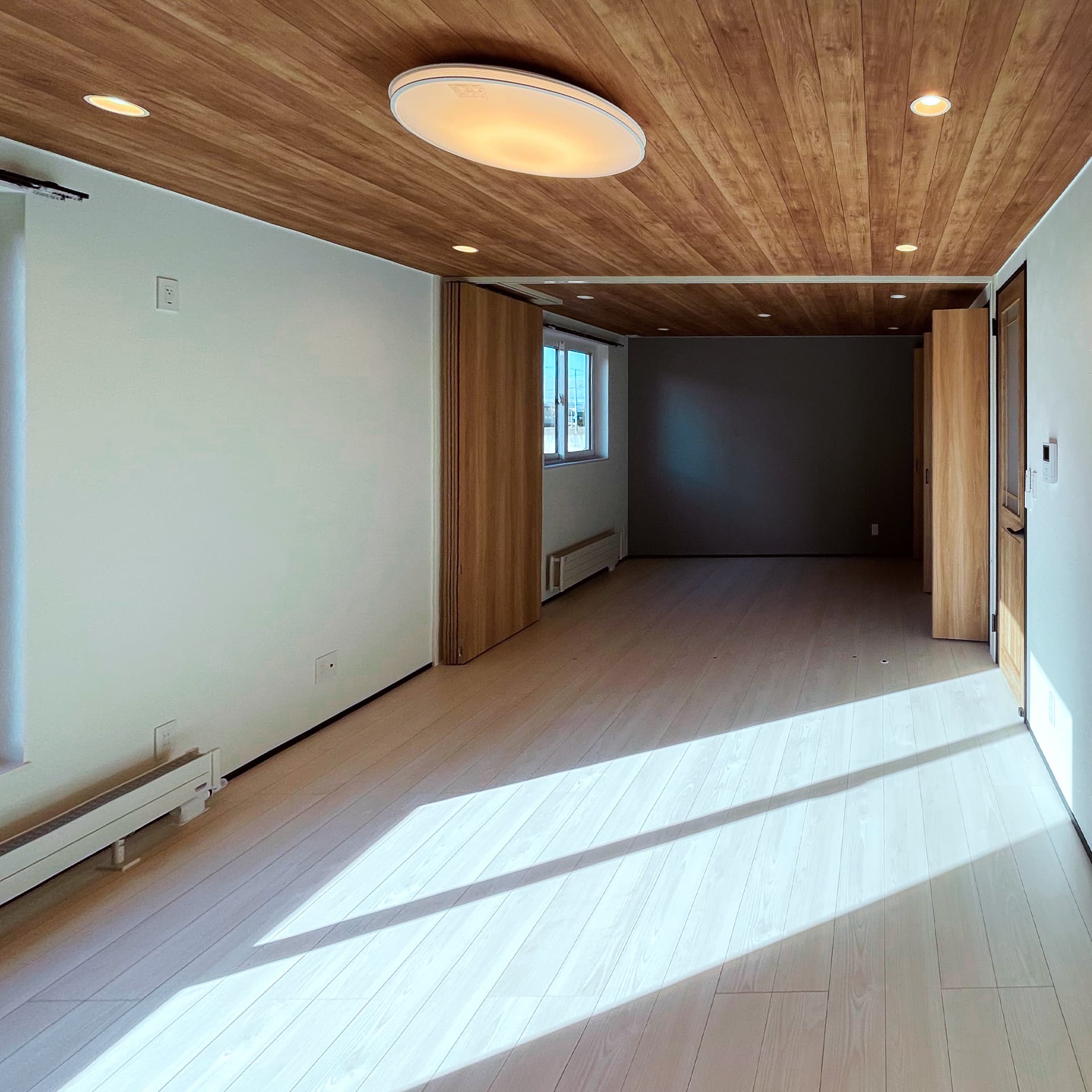 gva33_slider3